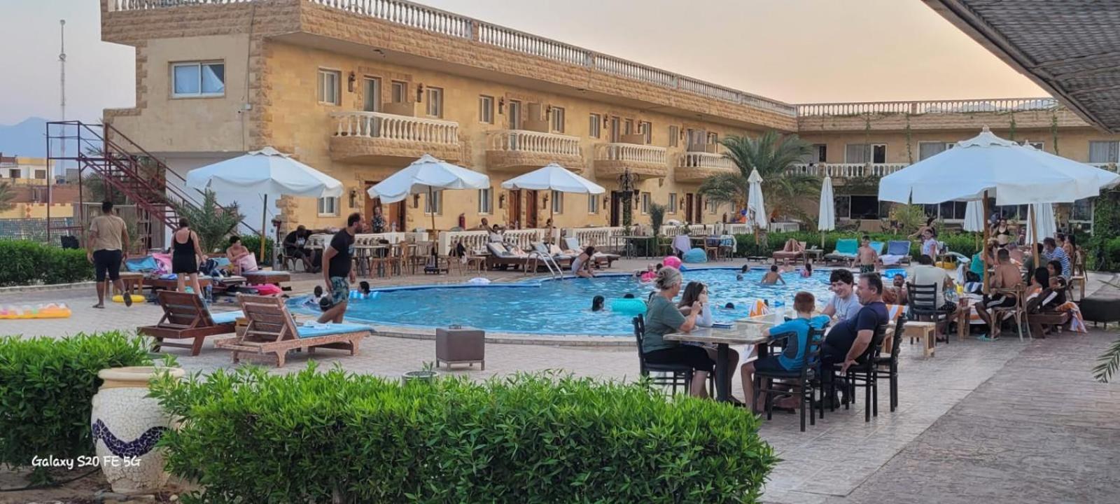 Ciao Hotel นูเวบา ภายนอก รูปภาพ